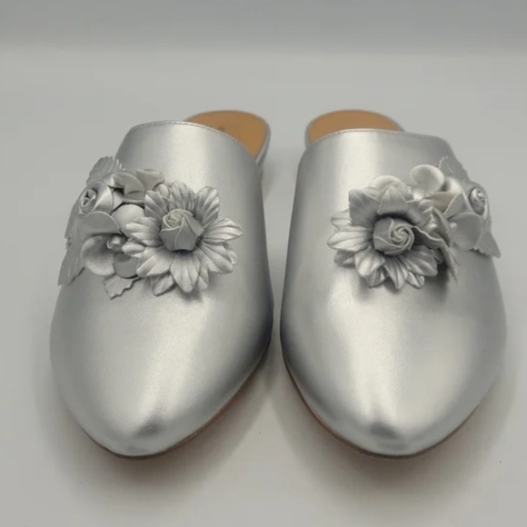 Comfortview Silver Mules Size 11WW - Picture 2 of 8